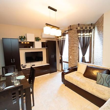 Апартамент За Гости Уют Burgas Exterior foto